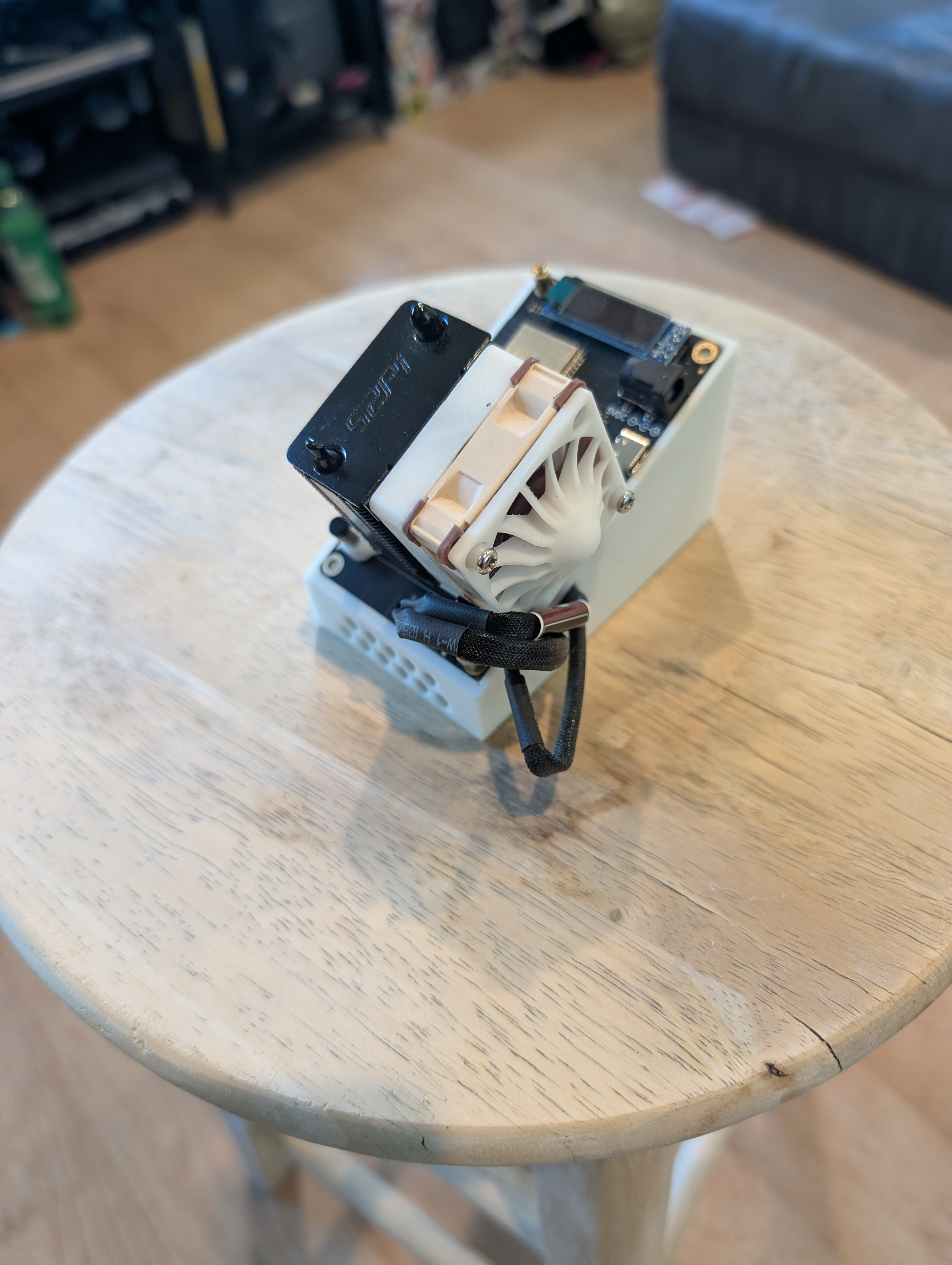 Bitaxe Gamma Modded